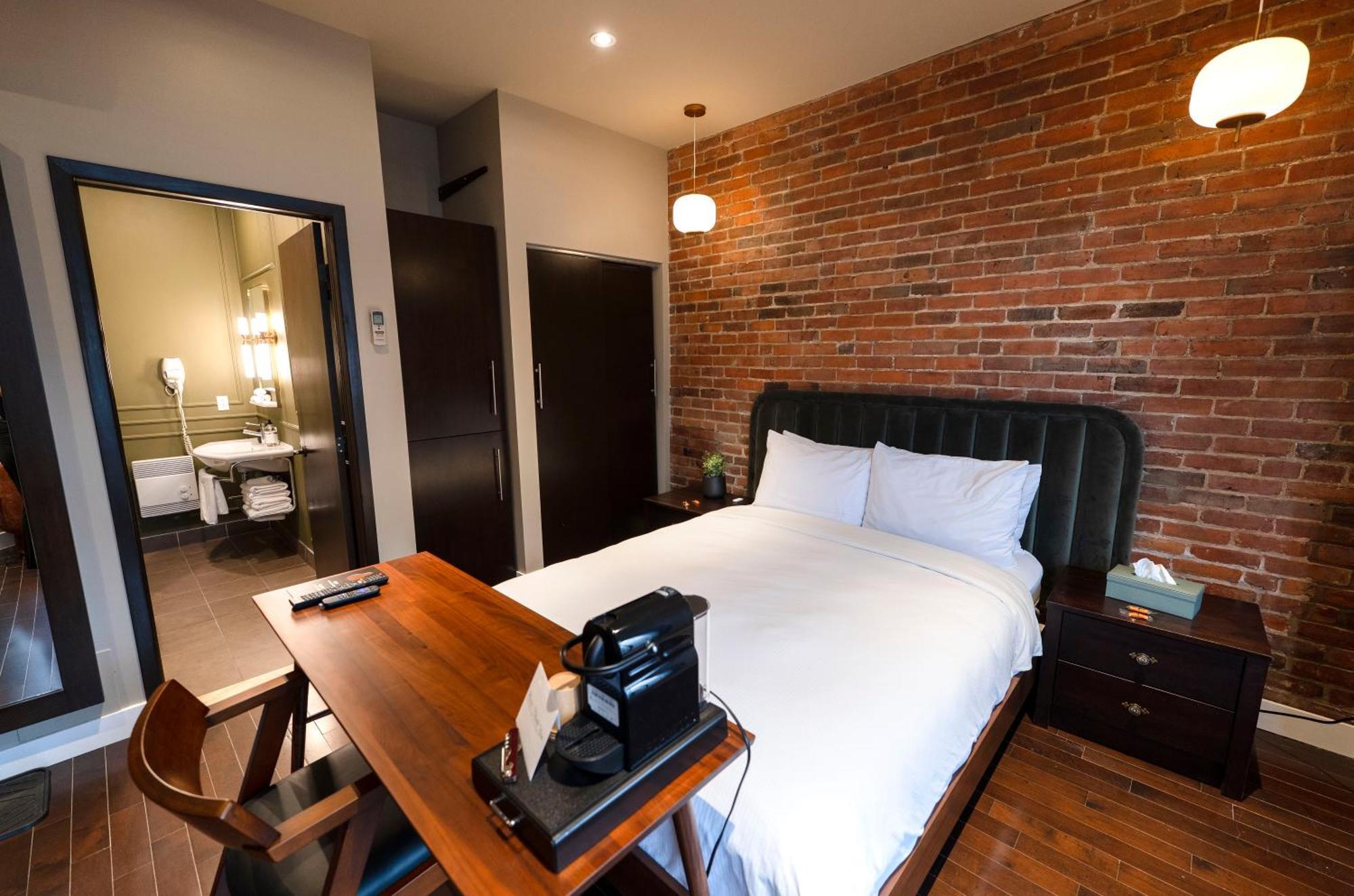 Self Check-In Boutique Hotel - Quartier Latin - Room 201 몬트리올 외부 사진