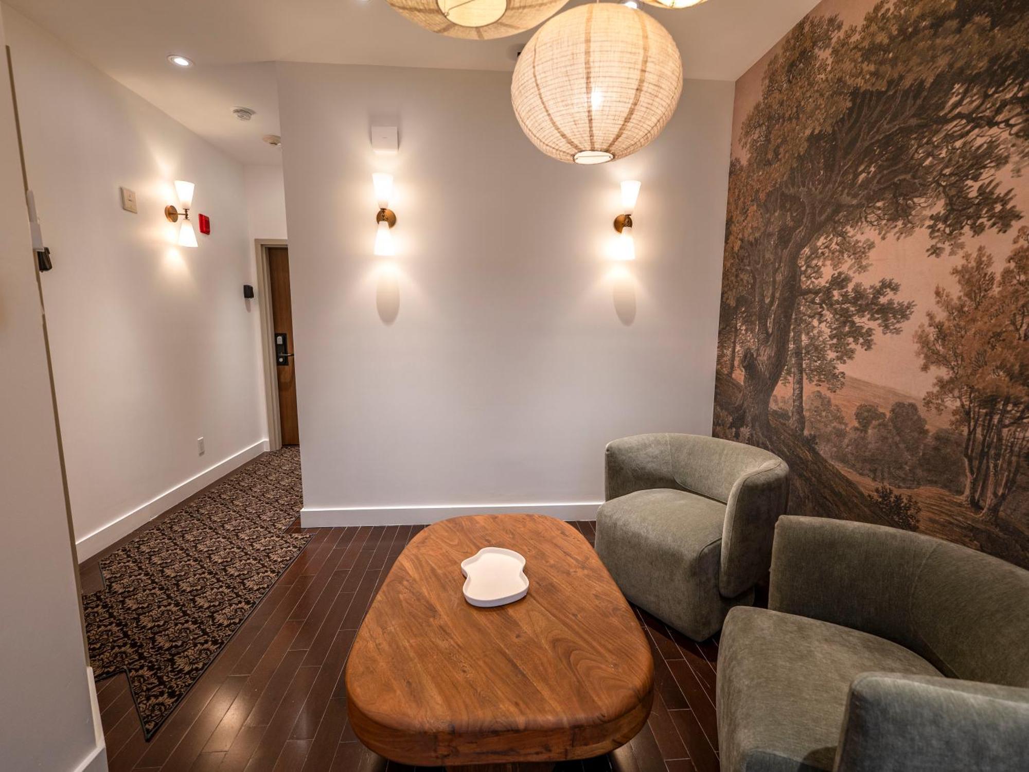 Self Check-In Boutique Hotel - Quartier Latin - Room 201 몬트리올 외부 사진